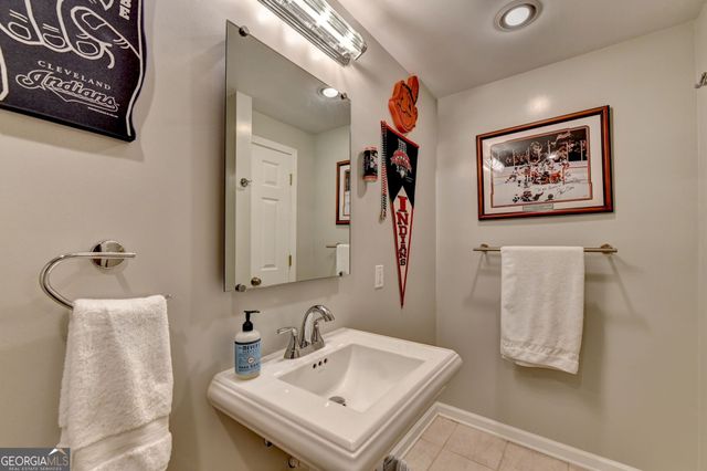 2642 Dunmoore Drive, Snellville, GA 30078