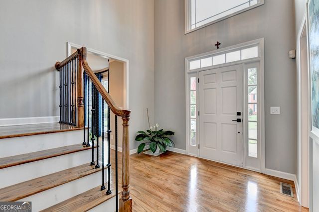 2642 Dunmoore Drive, Snellville, GA 30078