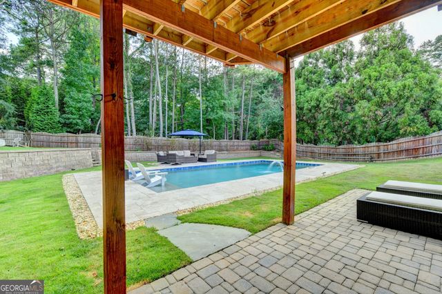 2642 Dunmoore Drive, Snellville, GA 30078