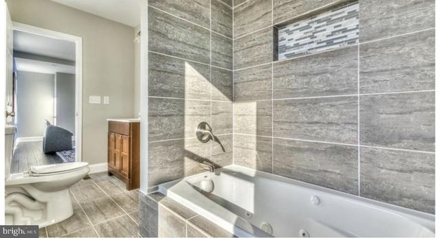 1046 W LOMBARD ST, Baltimore, MD 21223