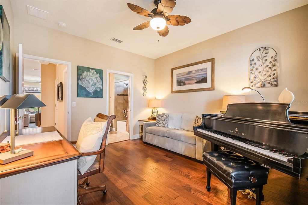 Image 18 of property listing at 12010 LORENZA LANE, Orlando, FL 32827