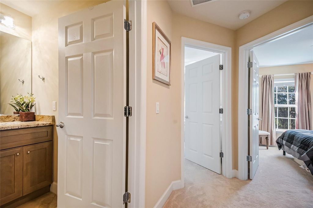 Image 24 of property listing at 12010 LORENZA LANE, Orlando, FL 32827