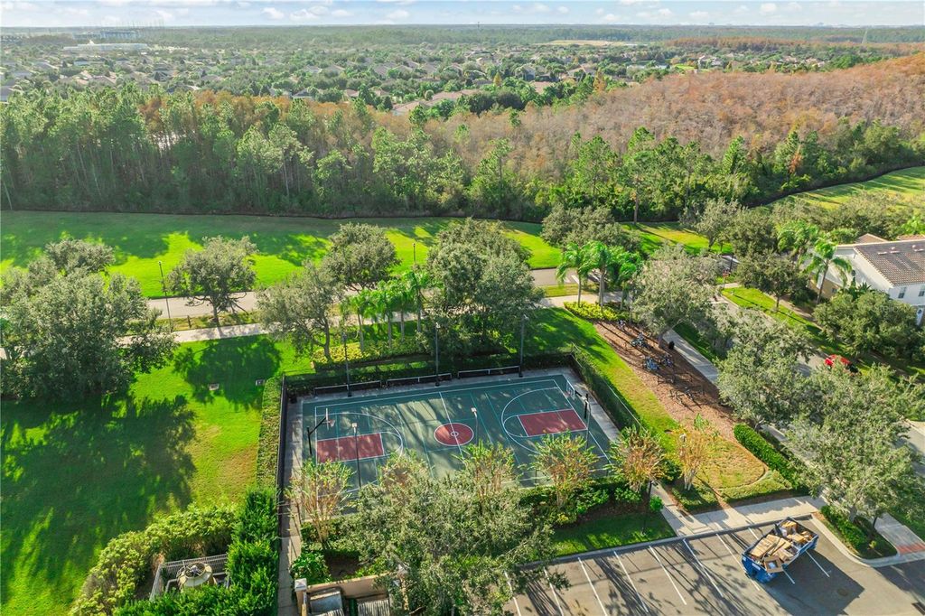 Image 67 of property listing at 12010 LORENZA LANE, Orlando, FL 32827