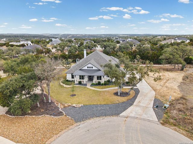 1216 Deerfoot Circle, New Braunfels, TX 78132
