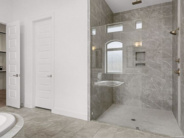 1216 Deerfoot Circle, New Braunfels, TX 78132