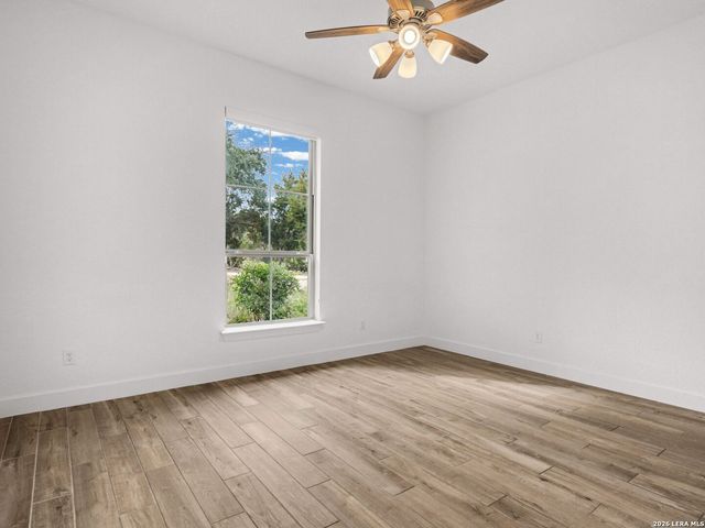 1216 Deerfoot Circle, New Braunfels, TX 78132