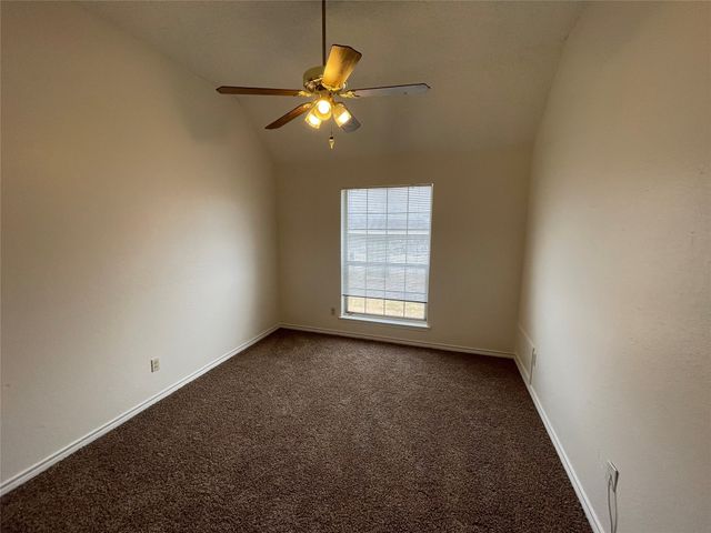 809 Windy Meadow Drive, Desoto, TX 75115