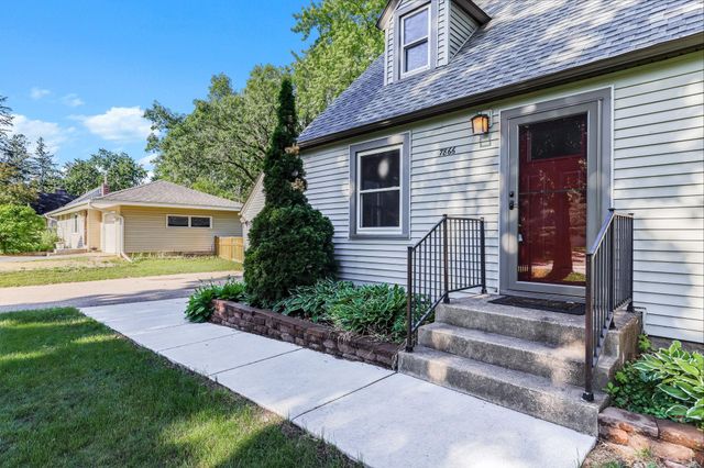 7866 Eastwood Road, Mounds View, MN 55112