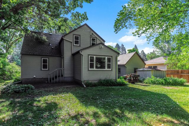7866 Eastwood Road, Mounds View, MN 55112