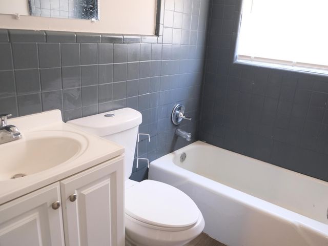 1009 9TH Street 1, West Palm Beach, FL 33401