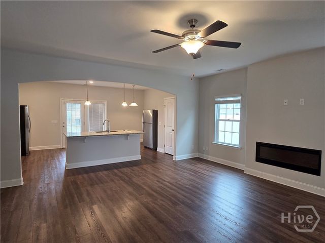 19 Sago Palm Way, Bloomingdale, GA 31302