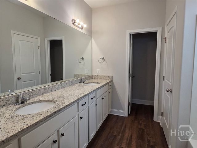 19 Sago Palm Way, Bloomingdale, GA 31302