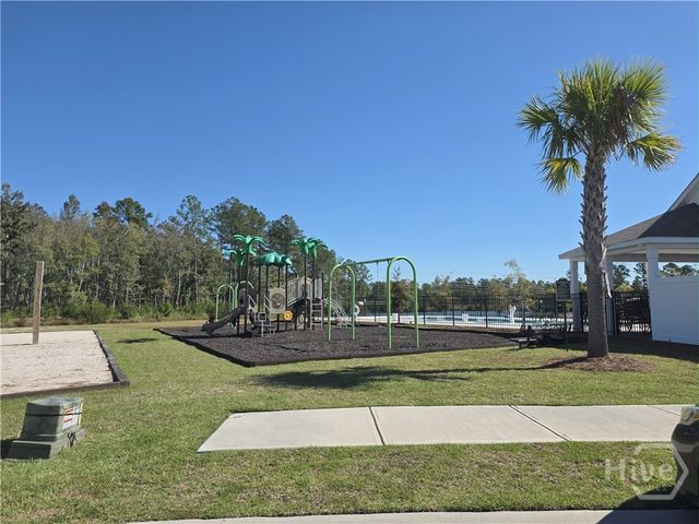 19 Sago Palm Way, Bloomingdale, GA 31302