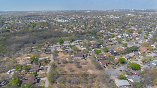 7402 Pipers Run, San Antonio, TX 78251