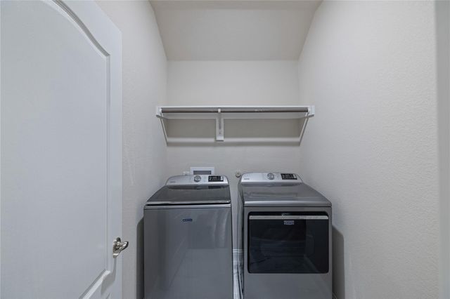1008 Superbloom Avenue, Justin, TX 76247