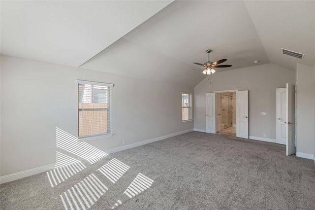 1008 Superbloom Avenue, Justin, TX 76247