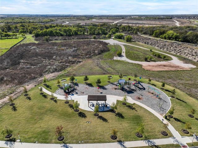 1008 Superbloom Avenue, Justin, TX 76247