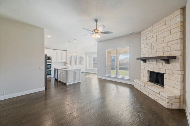 1008 Superbloom Avenue, Justin, TX 76247