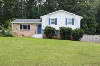 624 Village Lane SW Drive, Marietta, GA 30060