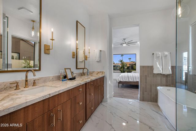 741 W HACKBERRY Drive, Chandler, AZ 85248