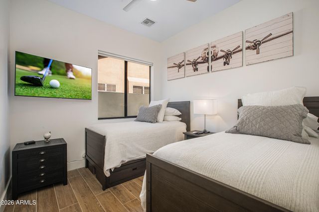 741 W HACKBERRY Drive, Chandler, AZ 85248