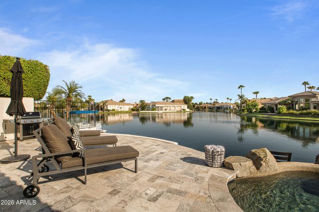 741 W HACKBERRY Drive, Chandler, AZ 85248