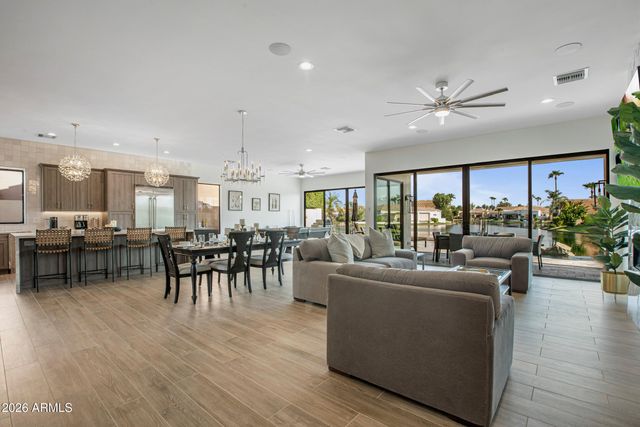 741 W HACKBERRY Drive, Chandler, AZ 85248