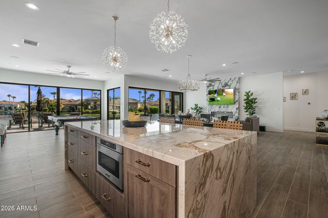 741 W HACKBERRY Drive, Chandler, AZ 85248