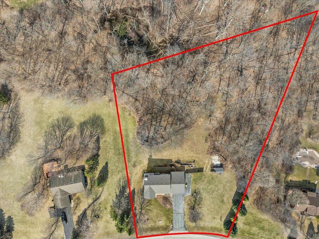 3256 Evergreen COURT, Richfield, WI 53076