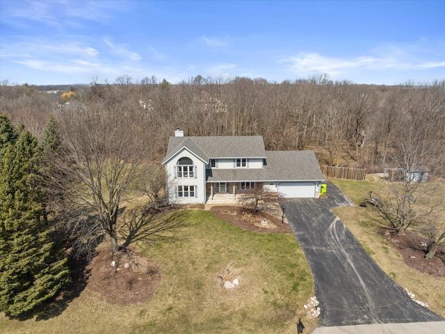 3256 Evergreen COURT, Richfield, WI 53076