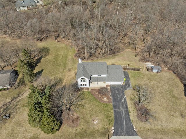 3256 Evergreen COURT, Richfield, WI 53076