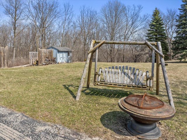 3256 Evergreen COURT, Richfield, WI 53076