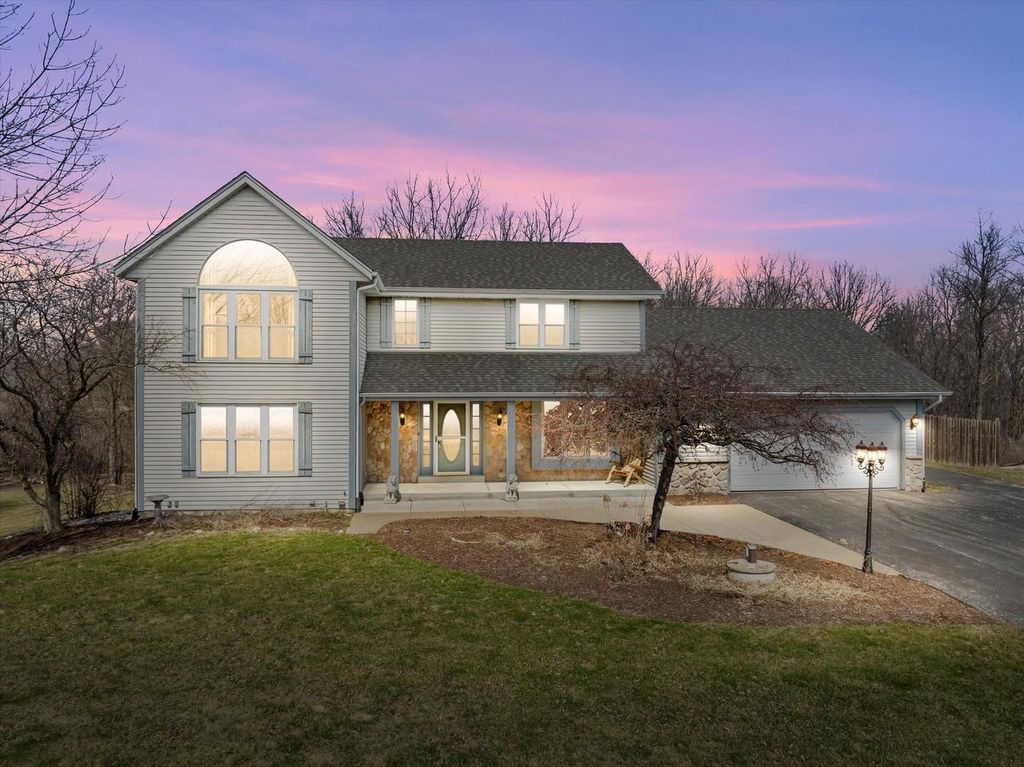 3256 Evergreen COURT, Richfield, WI 53076