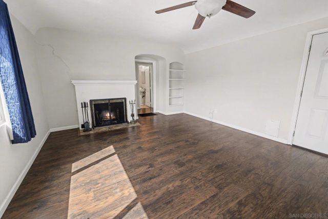 3994 Division St, San Diego, CA 92113