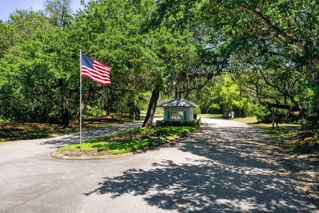 317 WATER LANDING DRIVE, Oak Hill, FL 32759