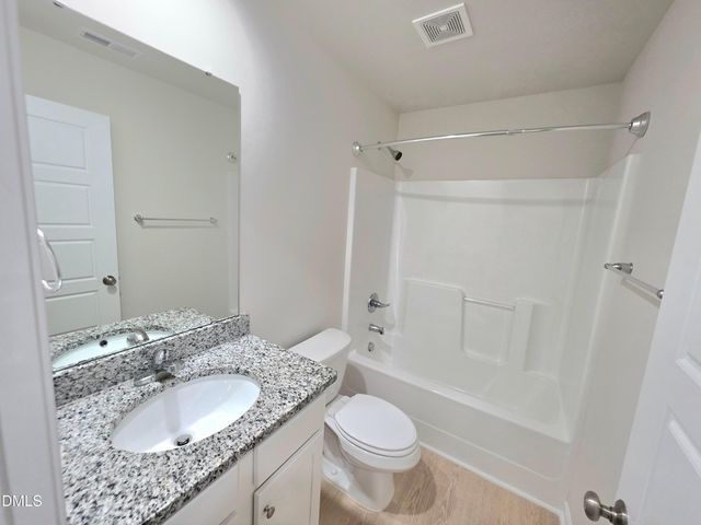 139 W Allen Street, Four Oaks, NC 27524