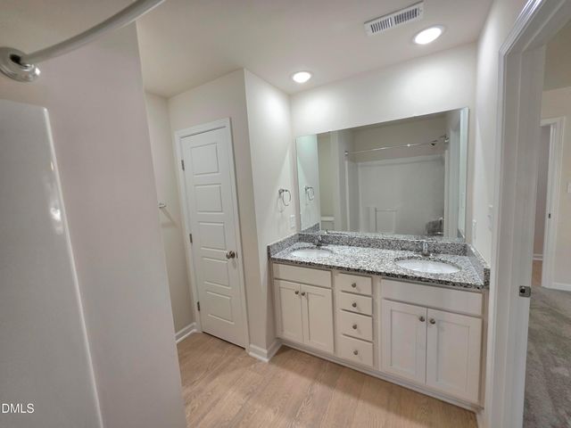 139 W Allen Street, Four Oaks, NC 27524