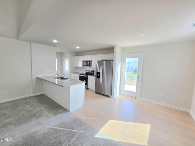 139 W Allen Street, Four Oaks, NC 27524