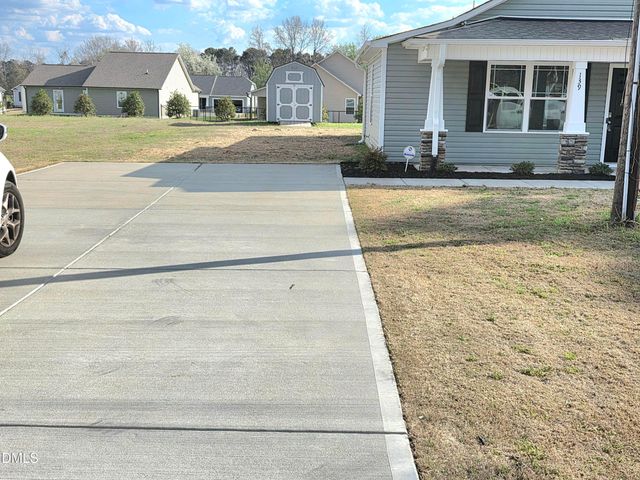 139 W Allen Street, Four Oaks, NC 27524