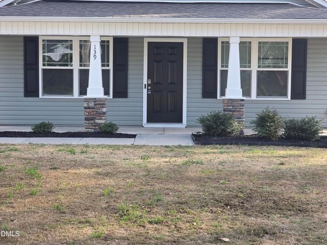 139 W Allen Street, Four Oaks, NC 27524