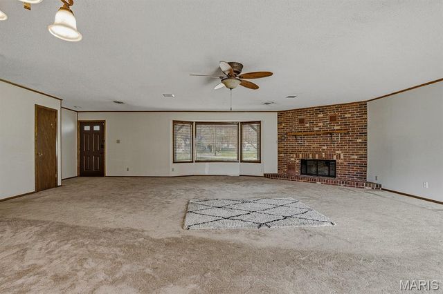 104 S Everett Street, Kennett, MO 63857