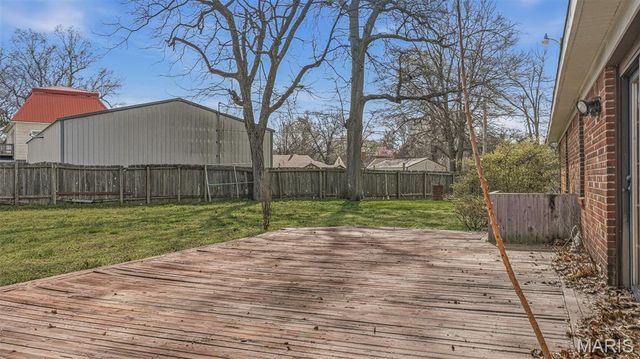 104 S Everett Street, Kennett, MO 63857