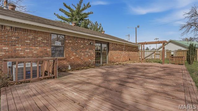 104 S Everett Street, Kennett, MO 63857