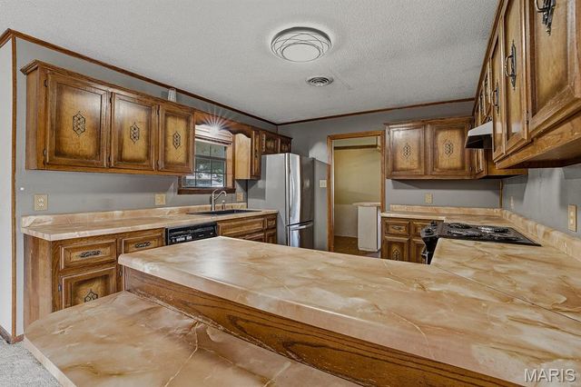 104 S Everett Street, Kennett, MO 63857