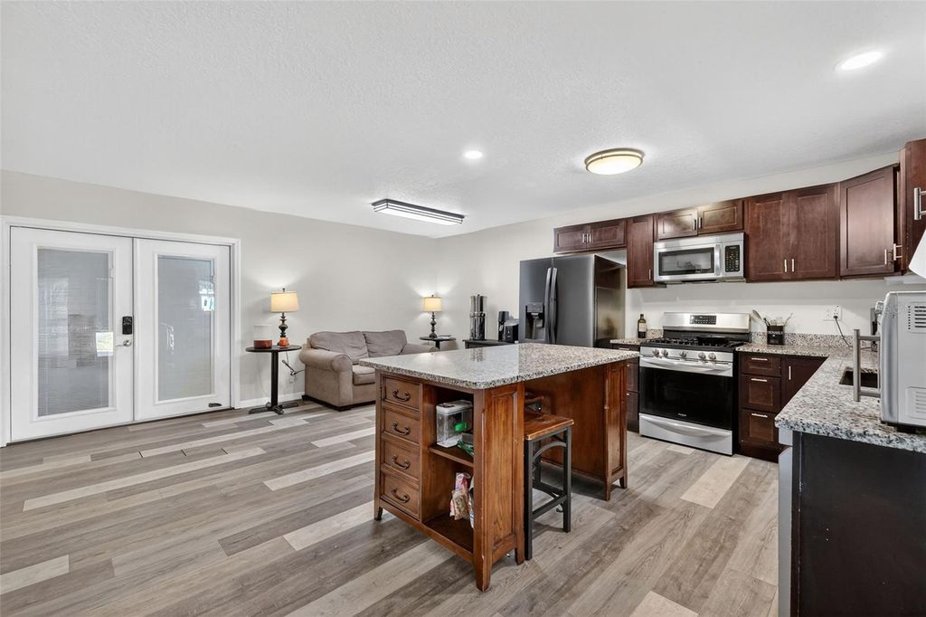 Image 15 of property listing at 4533 SW 37TH TERRACE, Bushnell, FL 33513