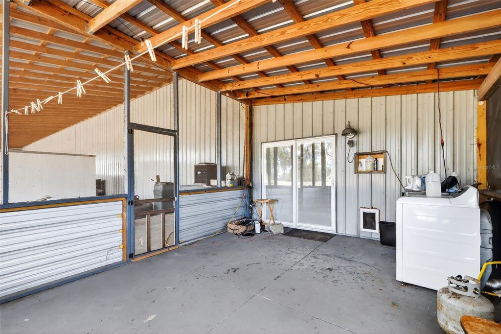 Image 27 of property listing at 4533 SW 37TH TERRACE, Bushnell, FL 33513