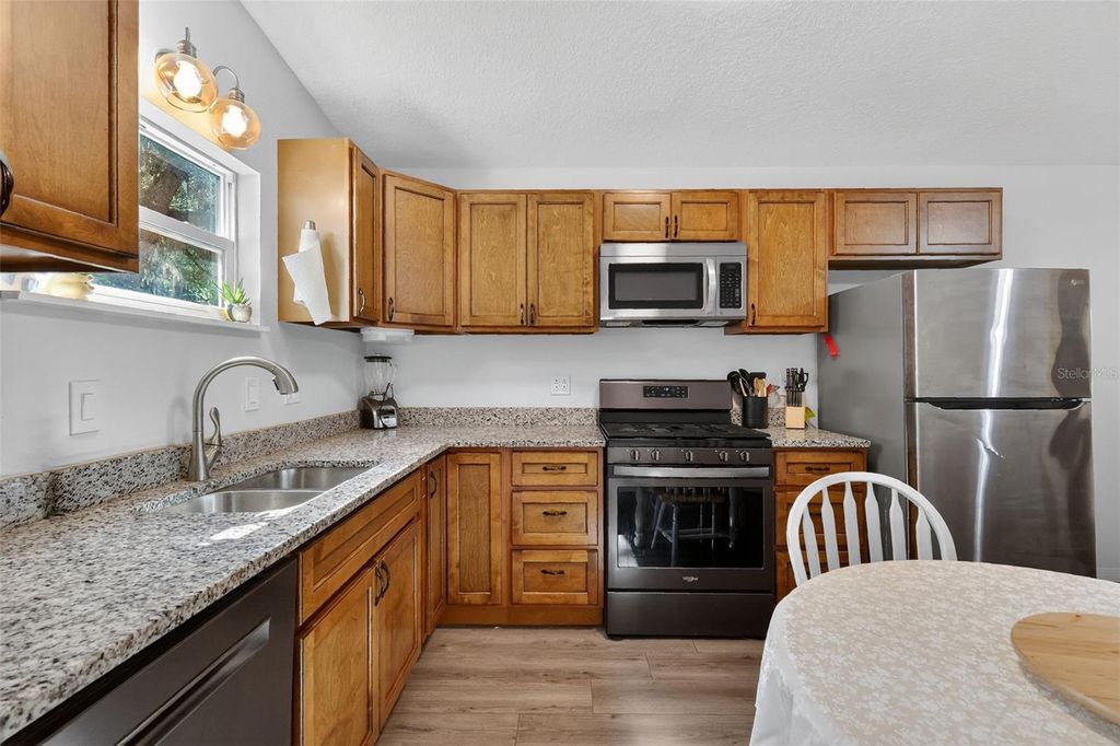 Image 37 of property listing at 4533 SW 37TH TERRACE, Bushnell, FL 33513