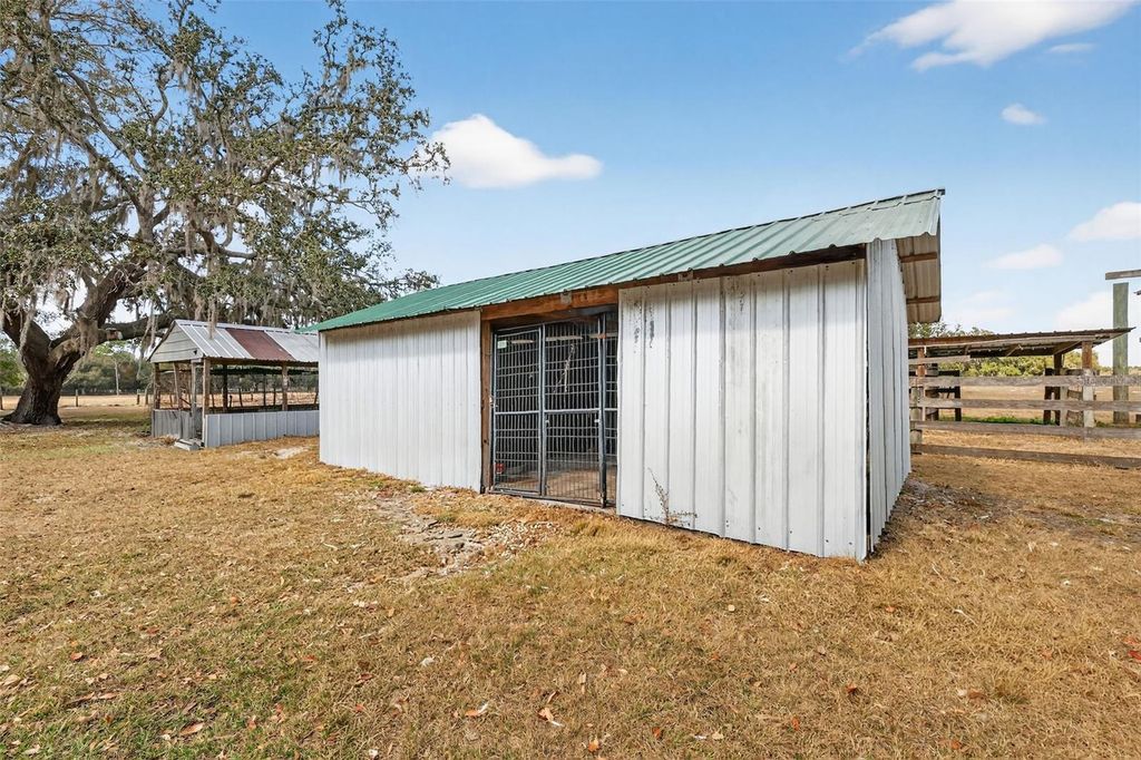 Image 46 of property listing at 4533 SW 37TH TERRACE, Bushnell, FL 33513