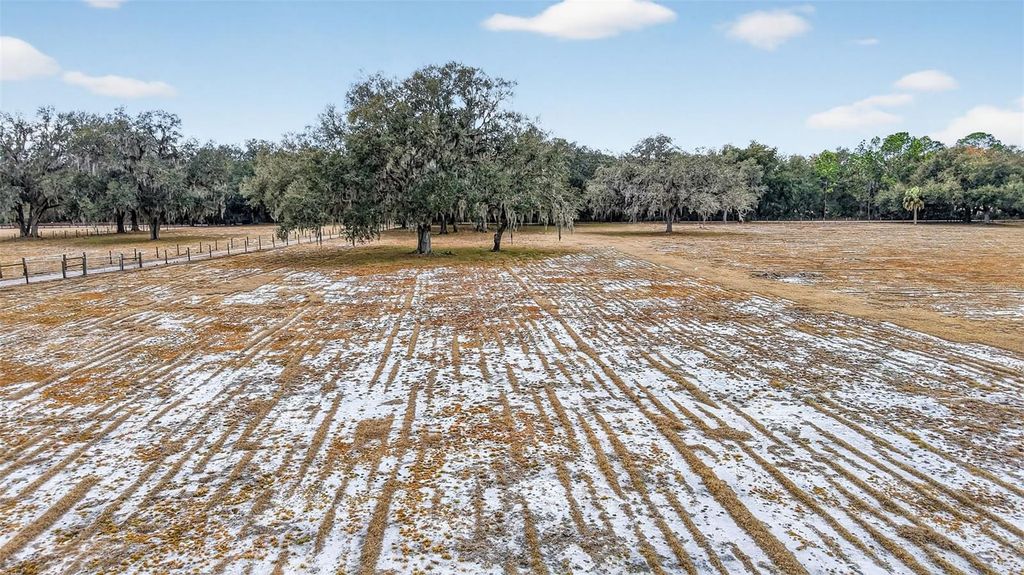 Image 56 of property listing at 4533 SW 37TH TERRACE, Bushnell, FL 33513