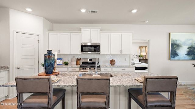 607 S Coral Lane, Pearl, MS 39208